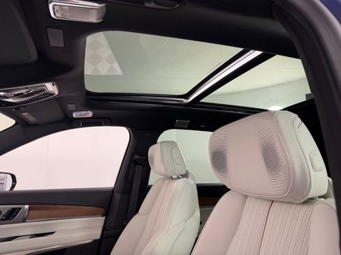 Used 2026 Cadillac Vistiq Sport image 26