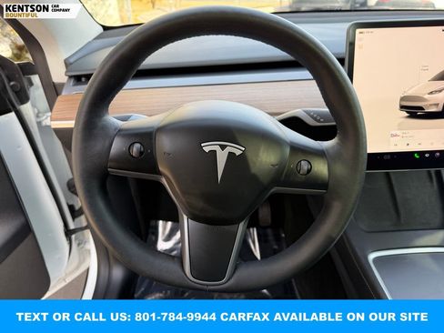 Used 2023 Tesla Model Y Long Range image 17
