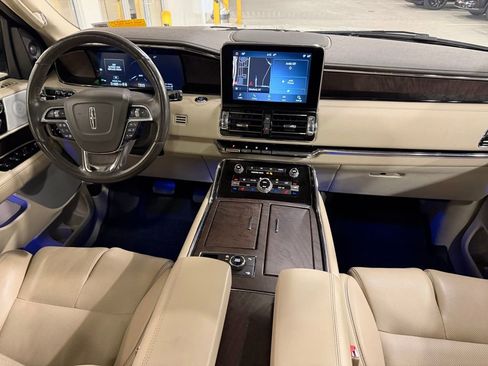 Used 2021 Lincoln Navigator L Reserve w/ Luxury Package image 26