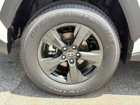 New 2026 Toyota RAV4 AWD image 17