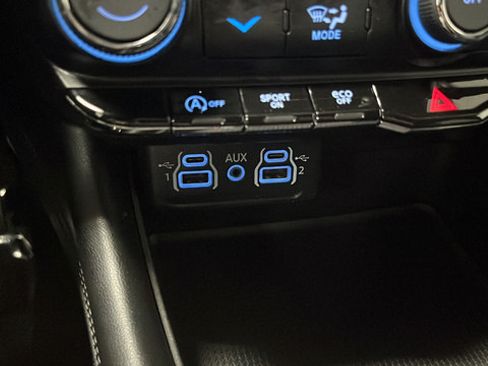 Used 2022 Dodge Durango GT AWD/4WD image 31
