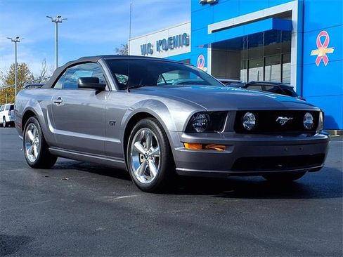 Used 2007 Ford Mustang GT image 2