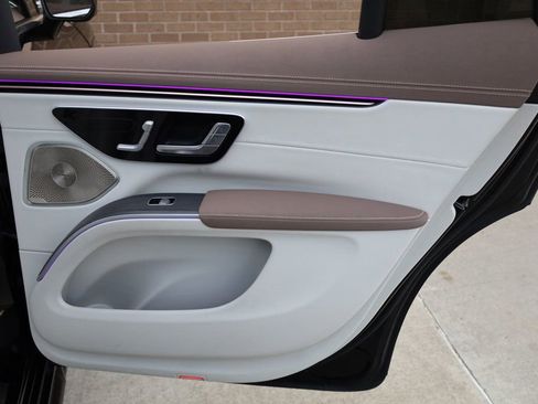 Used 2023 Mercedes-Benz EQS 580 4MATIC SUV image 20