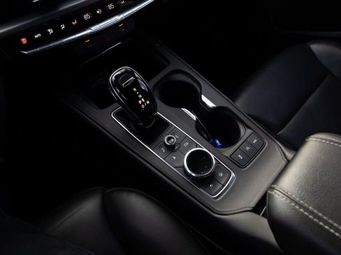 Used 2023 Cadillac XT4 Premium Luxury image 16