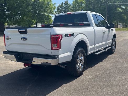 Used 2015 Ford F150 XLT w/ Equipment Group 302A Luxury image 8