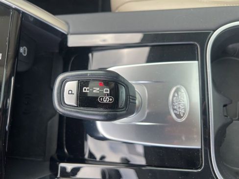 Used 2021 Land Rover Discovery Sport SE AWD/4WD image 9