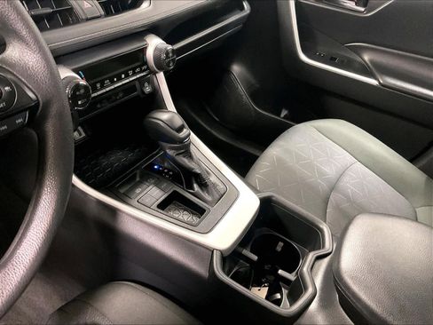 Certified 2024 Toyota RAV4 XLE image 20