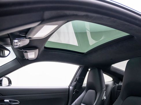 Certified 2017 Porsche 911 Carrera RWD image 19