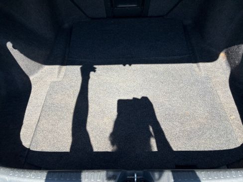 Used 2005 Honda Accord LX image 32