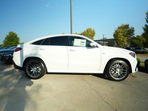 New 2026 Mercedes-Benz GLE 53 AMG 4MATIC Coupe image 8