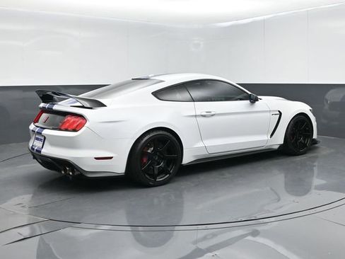 Used 2017 Ford Mustang Shelby GT350R w/ GT350R Equipment Group 920A RWD image 8