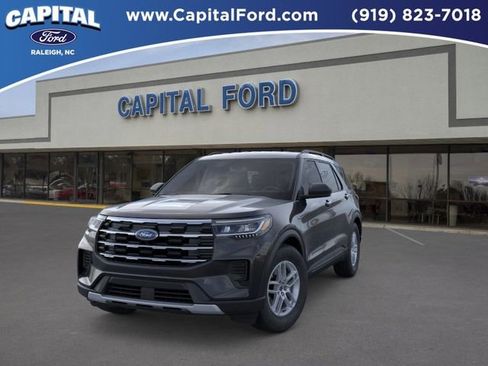 New 2026 Ford Explorer Active image 2