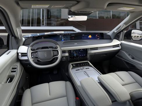 New 2026 Lincoln Navigator L Reserve image 9