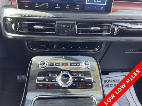 Certified 2021 Lincoln Nautilus Reserve image 27