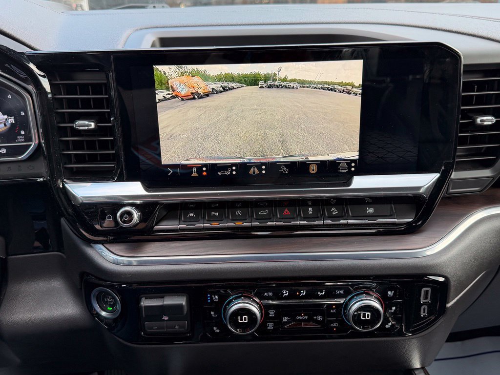 Used 2024 GMC Sierra 1500 SLT AWD/4WD image 20