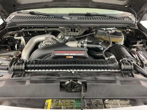 Used 2005 Ford F350 Lariat AWD/4WD image 22
