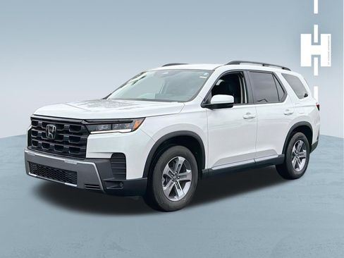 Used 2026 Honda Pilot EX-L image 2