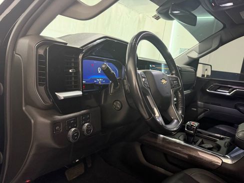Used 2023 Chevrolet Silverado 1500 LTZ w/ LTZ Convenience Package II image 12