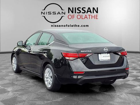Certified 2024 Nissan Sentra S FWD image 3