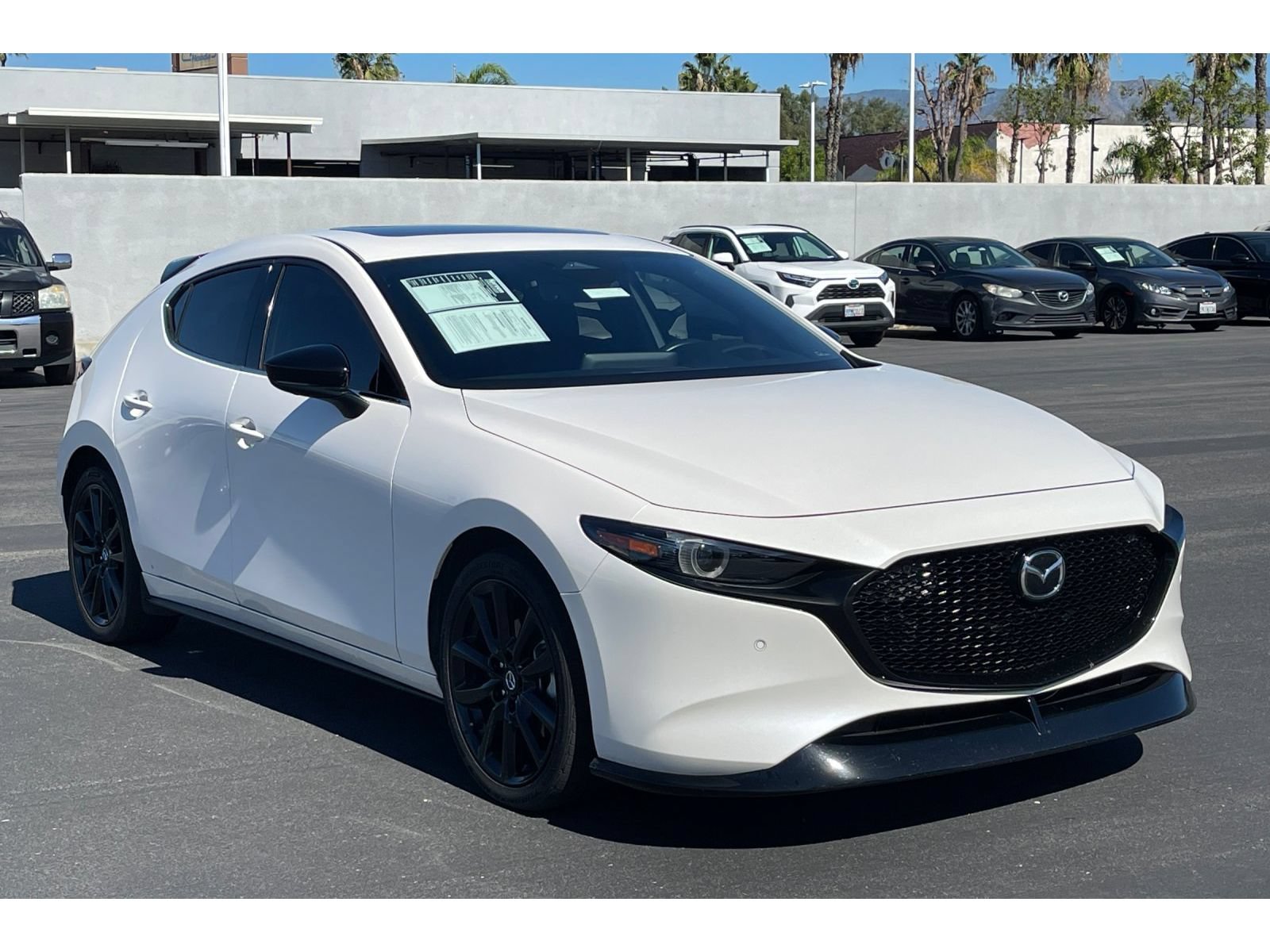 Used 2024 MAZDA MAZDA3 Hatchback w/Premium Plus Pkg AWD/4WD image 9