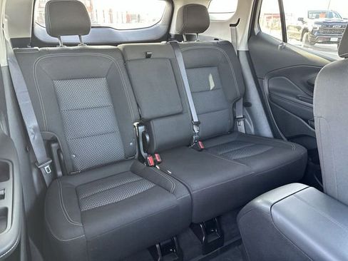 Used 2024 GMC Terrain SLE w/ Driver Convenience Package image 28