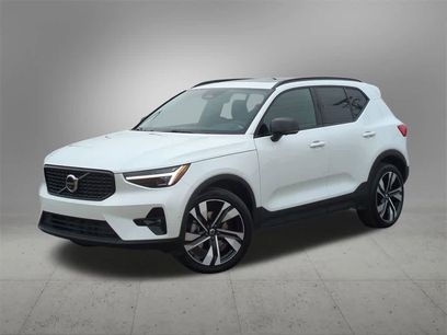 Used 2023 Volvo XC40 B5 Ultimate w/ Protection Package Premier