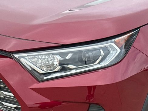 Used 2020 Toyota RAV4 Limited w/ Limited Grade Weather Package AWD/4WD image 4