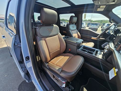 New 2025 Ford F250 King Ranch w/ Chrome Package image 28