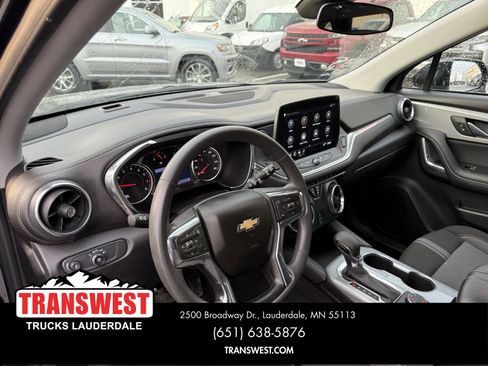 Used 2023 Chevrolet Blazer LT w/ Driver Confidence Package image 4