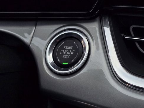 New 2026 Chevrolet Trax LT w/ LT Convenience Package image 15