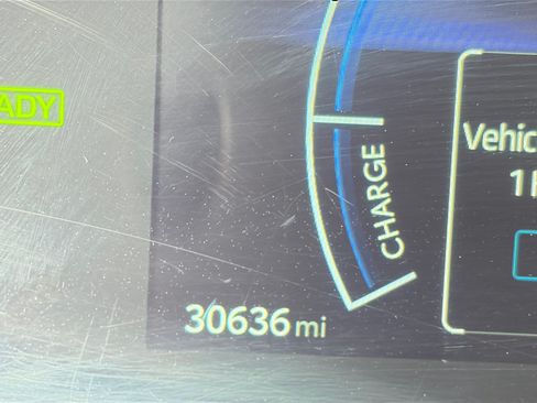 Used 2025 Toyota Camry SE FWD image 17