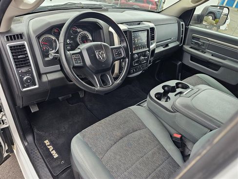 Used 2019 RAM 1500 Big Horn image 2