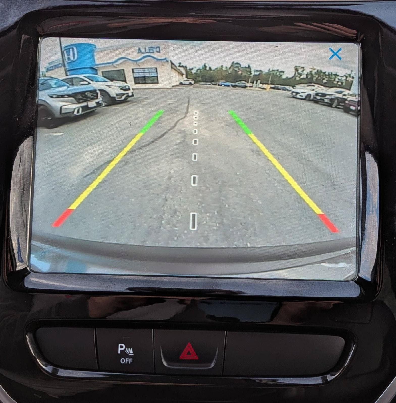 Used 2020 Jeep Cherokee Limited FWD image 19