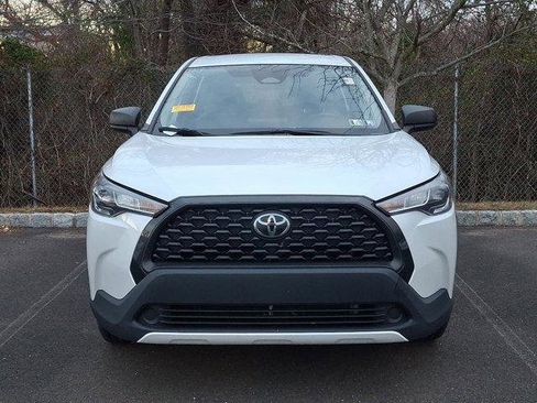 Certified 2023 Toyota Corolla Cross L image 2