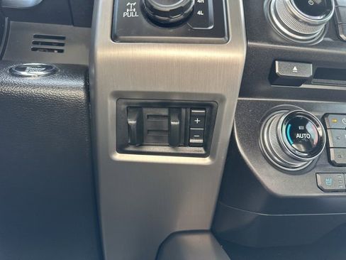 Used 2018 Ford F350 Platinum w/ Platinum Ultimate Package image 22