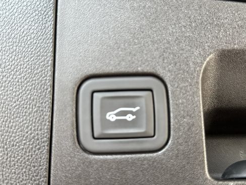 Used 2024 Cadillac XT4 Sport AWD/4WD image 21