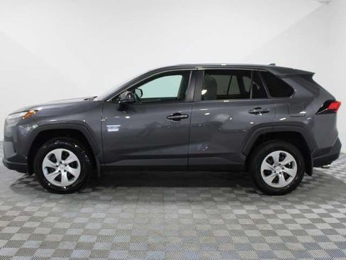 Used 2023 Toyota RAV4 LE FWD image 3