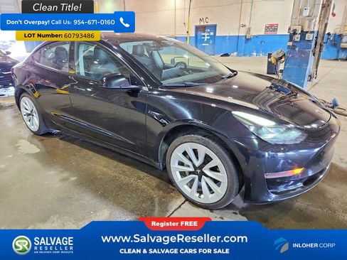Used 2022 Tesla Model 3 RWD image 5
