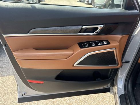 Used 2024 Kia Telluride EX X-Line image 19