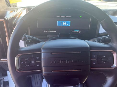 Used 2024 GMC Hummer EV 3X w/ Battery Pack, 24 Module Pack AWD/4WD image 39