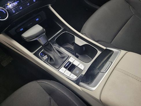 Used 2024 Hyundai Tucson SE image 26