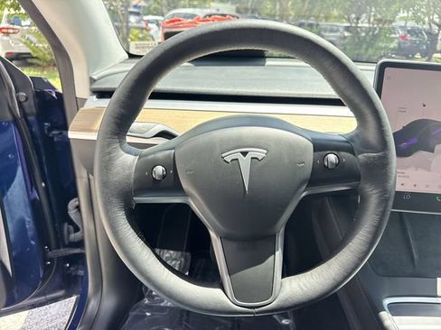 Used 2023 Tesla Model Y Long Range AWD/4WD image 14
