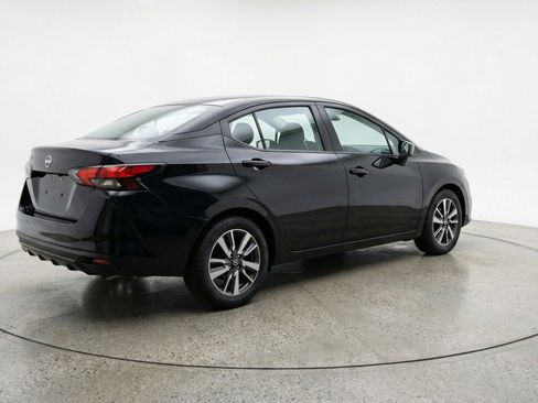Used 2025 Nissan Versa SV FWD image 9