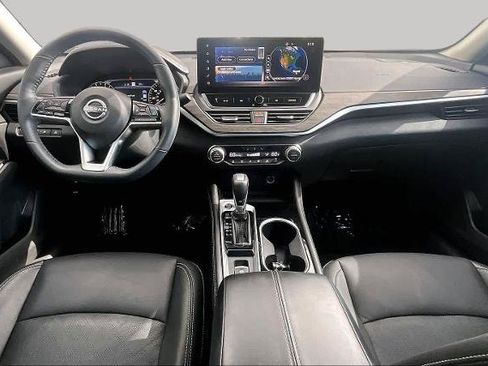 Certified 2024 Nissan Altima 2.5 SL FWD image 16