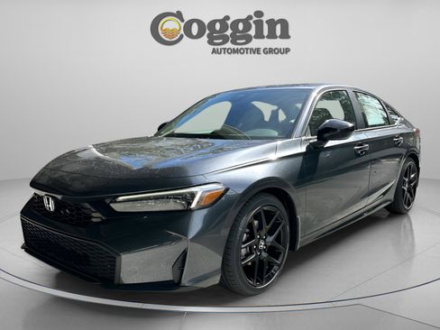 Used 2025 Honda Civic Sport image 2