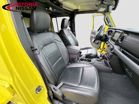 Used 2023 Jeep Wrangler Unlimited Sahara w/ Cold Weather Group image 36