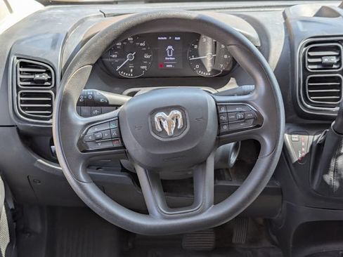 Used 2024 RAM ProMaster 2500 w/ Convenience Group FWD image 14