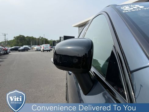 Certified 2023 Volvo XC60 B5 Plus w/ Climate Package image 10