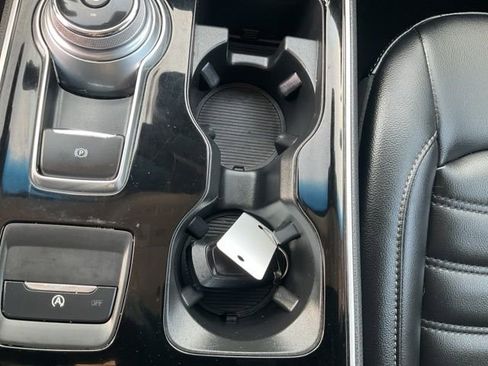 Used 2020 Ford Edge SEL image 17