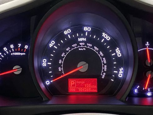 Used 2011 Kia Sportage LX FWD image 12